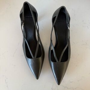 Vince Briella Leather Pointed-Toe Heels with Crossover Instep Straps Size 6 NWOB